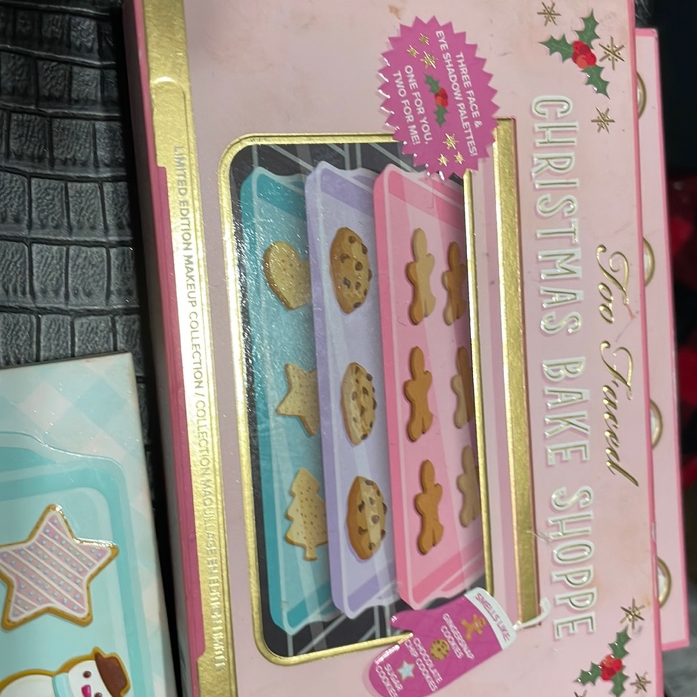 Christmas bake shoppe eye shadow set, missing mascara